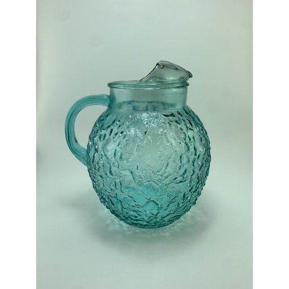 Anchor Hocking Aquamarine Crinkle Glass Pitcher. - Picture 1 of 4